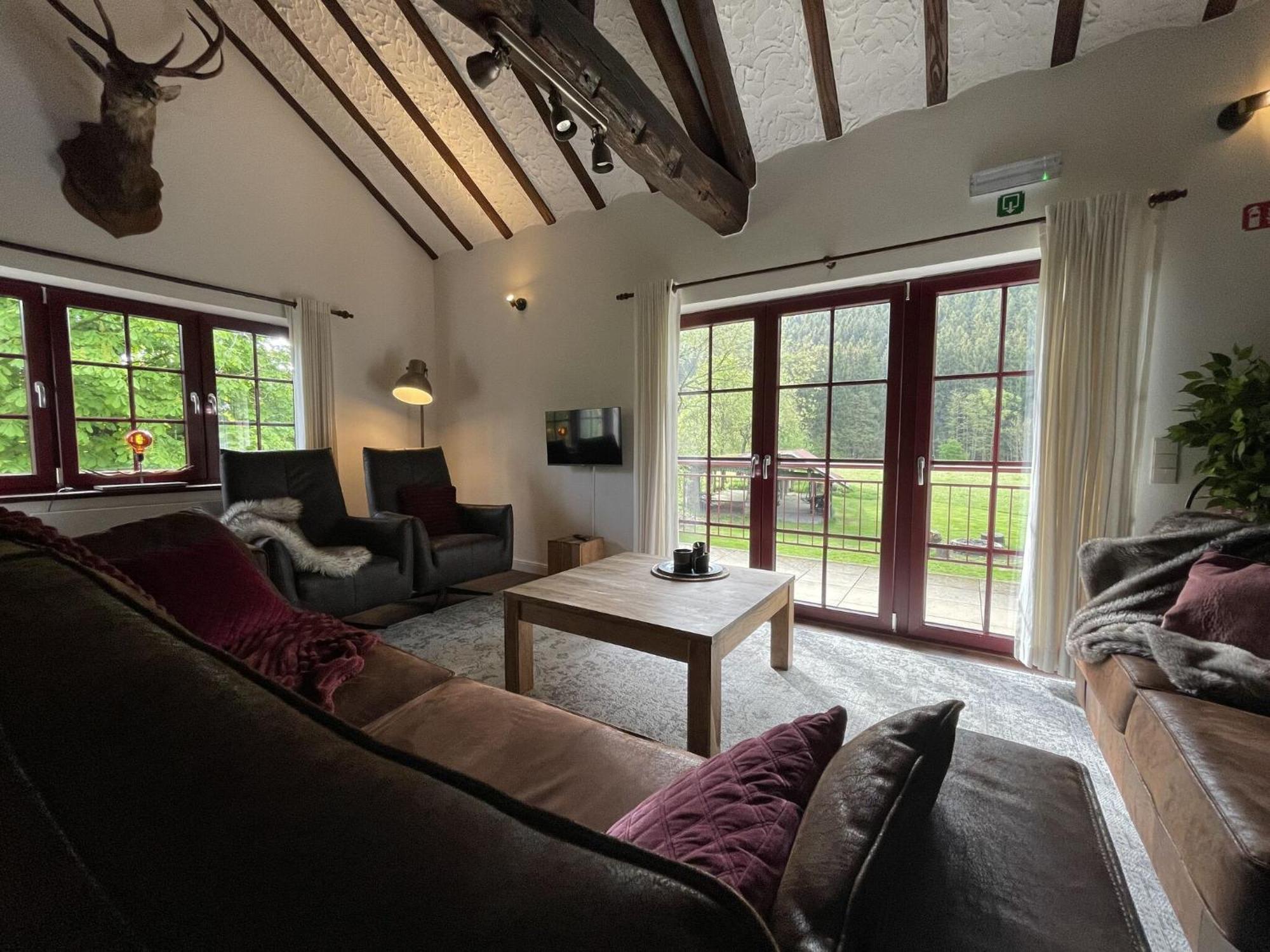 Ardennes Villa With Riverside Garden And Views Atzerath Bagian luar foto